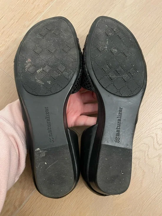 NATURALIZER Black Open-Toe D'Orsay Flats - Picture 6 of 9